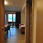Haus Garz Apartment *