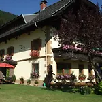 Haus Garz Apartment *