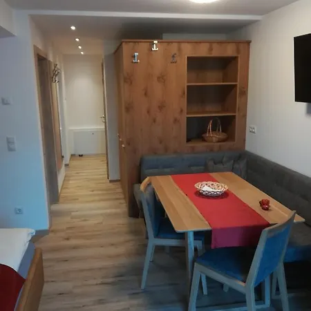 Haus Garz Apartment
