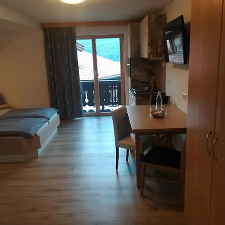 Apartment Haus Garz *