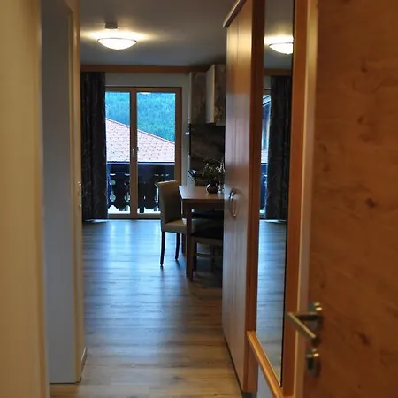 Apartment Haus Garz *